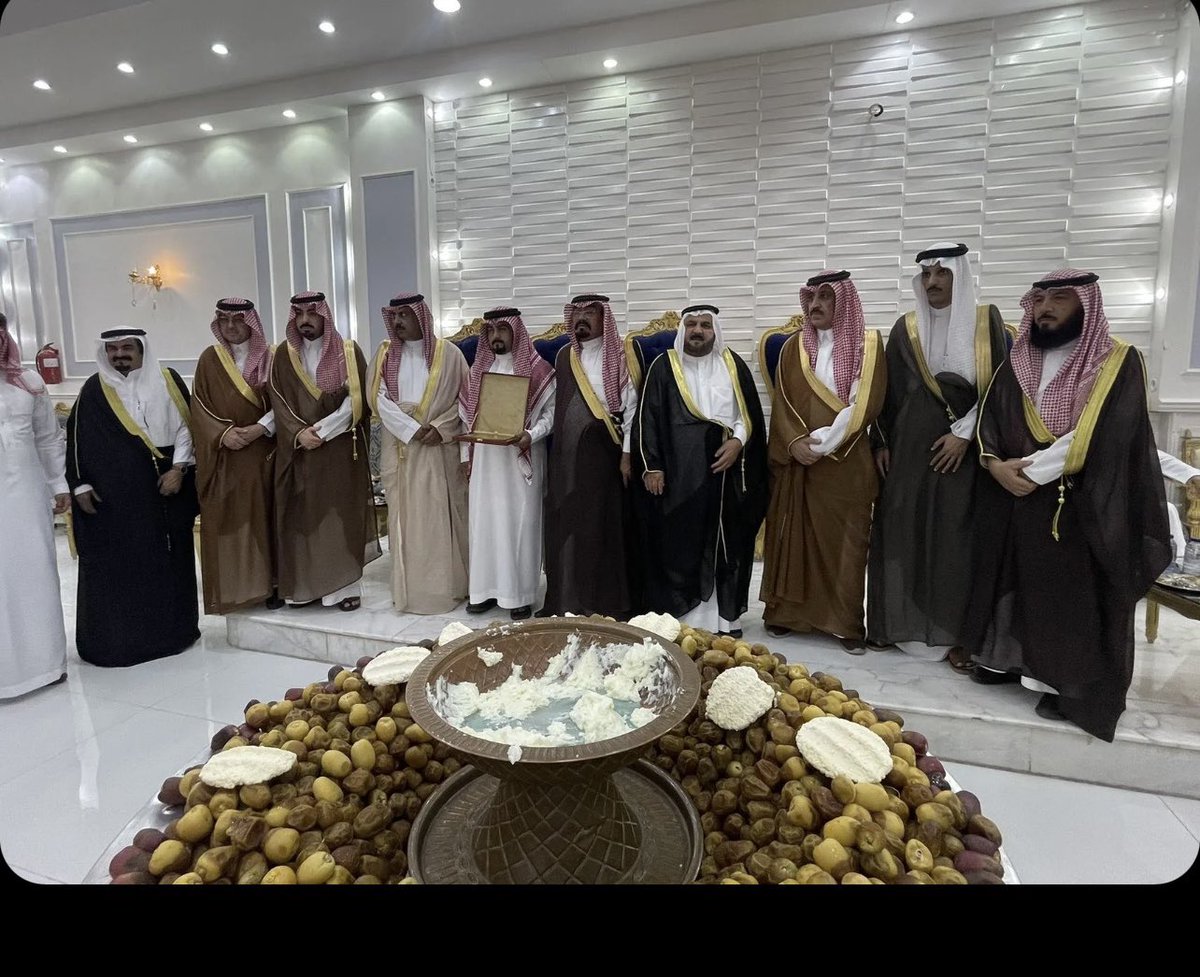 shamr29's tweet photo. #حساب_المشكي
حفل الشيخ شمران بن مرعيد ابن مشكي

بحضور الشيوخ والوجهاء
 الشيخ محمد الطلاع ابن جدي
الشيخ ثامر نايف الوجعان
الشيخ سطام فهيد اللغيصم
الشيخ مهيد صالح الهباس
الشيخ عويد الخلف ابن طواله
الشيخ فيصل سلمي المطرقه المطيري
والشيخ حواس العنيزان العتيبي

https://t.co/oYMsr21lS0 https://t.co/n2K63xUfC4