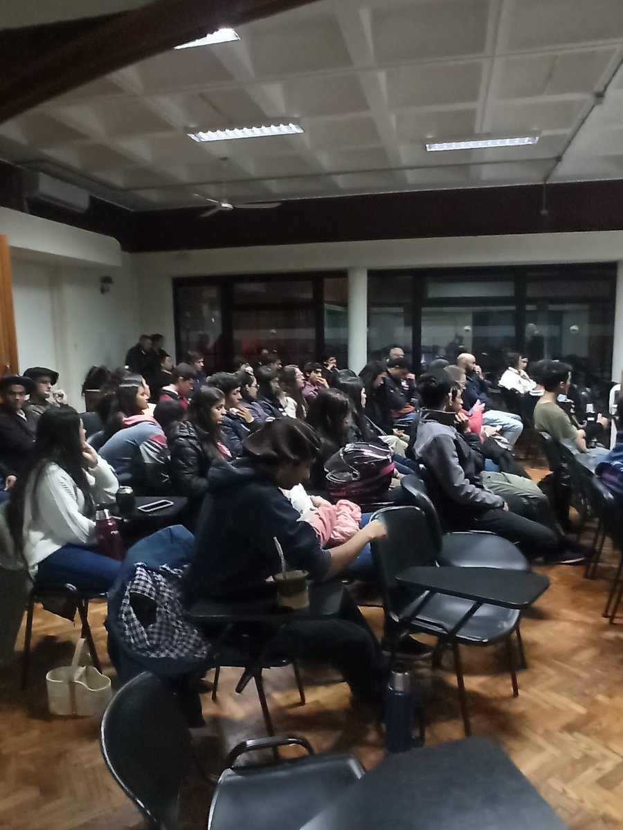 PlanAgro's tweet photo. #Ayer en 📌CUCEL, Cerro Largo
Se realizaron las Charlas "Bienestar animal" y "Herramientas informáticas para ganaderos"
🗣️Dra. Valentina Herrera, Dr. Fernando Vila e Ing. Jimena Gómez
#JuventudRuralistadeCerroLargo #SACL #CUCEL @Udelaruy @JCerrolargo #PlanAgro https://t.co/lYVllaWgnF