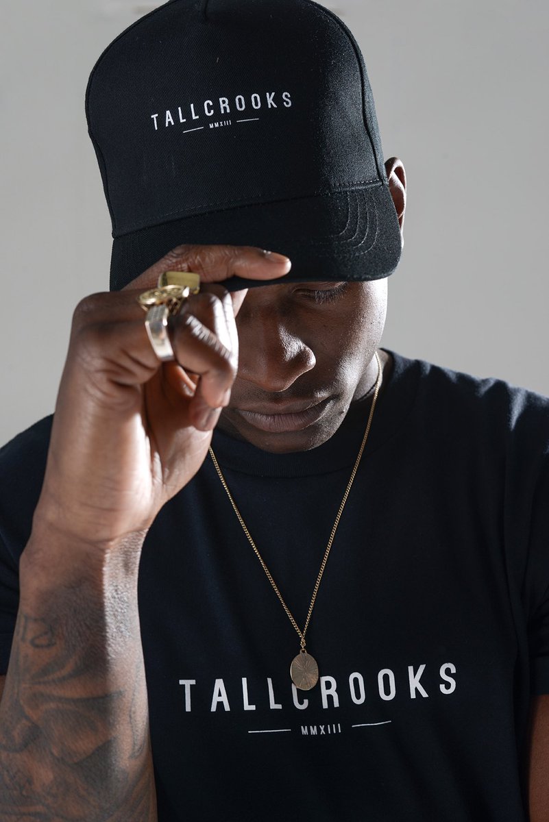TallCrooks's tweet photo. We’re back ◼️◻️ - more stock available at https://t.co/bNJzDrUhLS 

#streetwear #tallcrooks #ukstreetwear #ukclothing https://t.co/tG8K5JsgKT