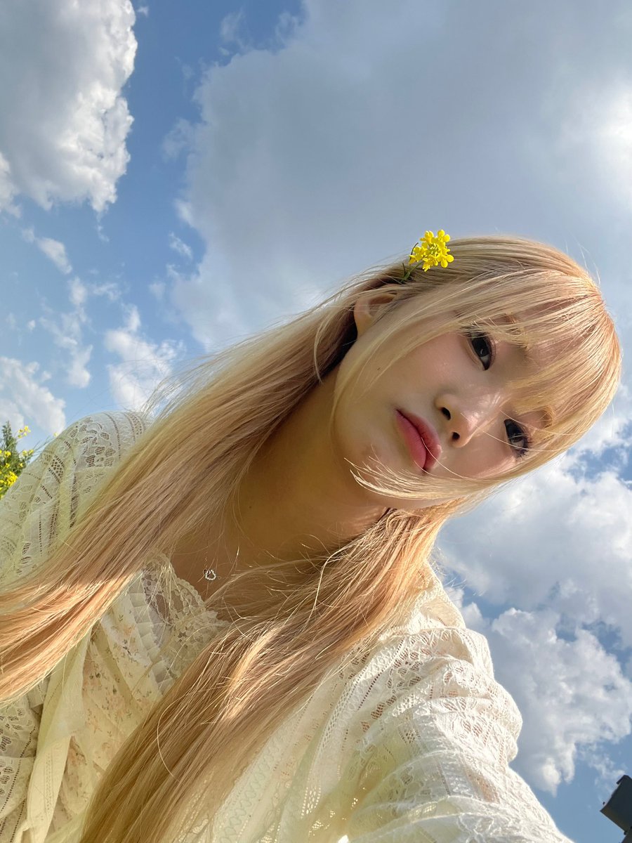 hye9ri's tweet photo. 요즘 너어무 덥다아아ㅏ어아으ㅡㅏ 녹아내려어ㅜ어ㅓ어 https://t.co/rXtcvPs0Gl