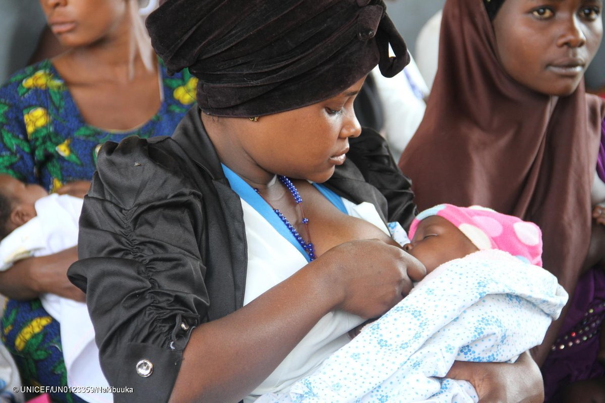 #Breastfeeding provides love, boosts a child’s immunity, & stimulates brain development. We call upon @GovUganda & employers to implement family-friendly policies like the provision of paid parental leave to encourage exclusive breastfeeding for working mothers. #BestStartInLife