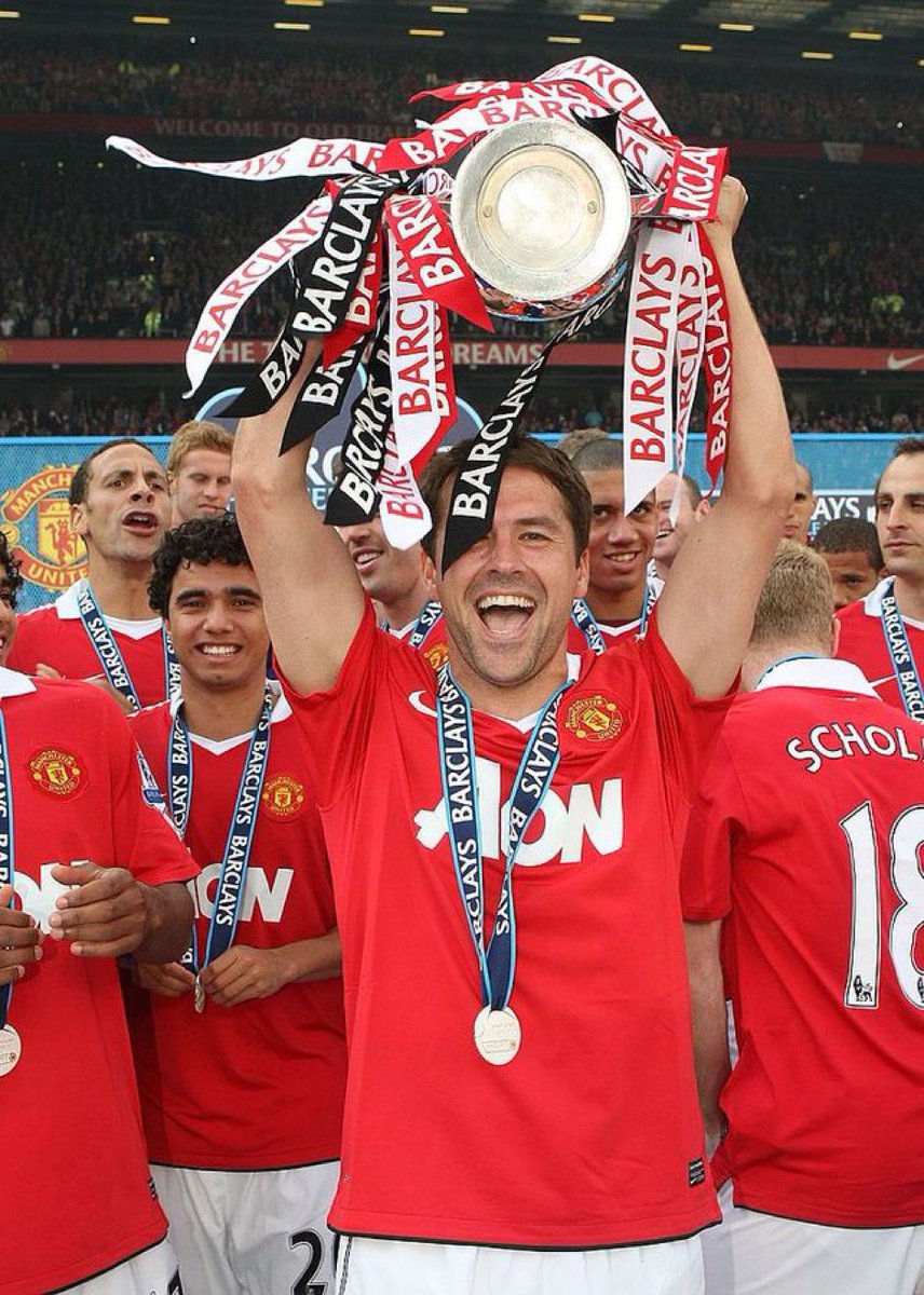 @themichaelowen Never forgot we made you a PL Winner 🥇 #United #MUFC