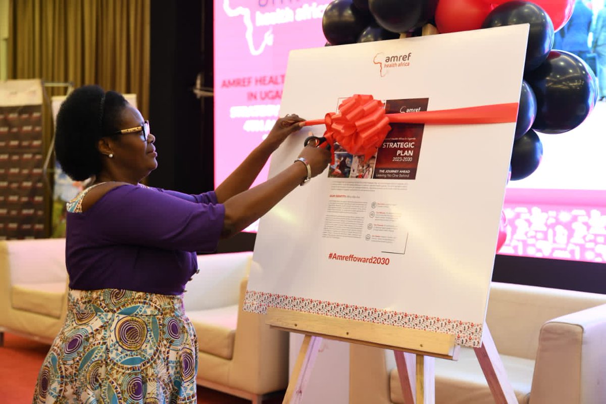 dolly_ajok's tweet photo. A great start for Amref's new journey. A new strategy, an ambitious one #Amrefforward2030 #Transformationalwings @GenderHeroes
@NLinUganda @EU_Commission @Amref_Uganda https://t.co/t29v4VLrXr