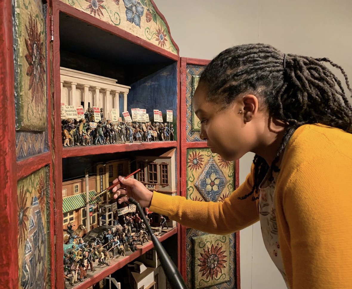 Corcoran School @ GW (@corcorangw) on Twitter photo Introducing our newest faculty member: Schillica Howard of <a href="/GWMuseumStudies/">GW Museum Studies</a>!
Schillica is a museum curator and consultant dedicated to preserving Black history and culture. She has worked with the Banneker-Douglass Museum, <a href="/NCRMuseum/">NatCivilRightsMuseum</a> and <a href="/NMAAHC/">Smithsonian’s NMAAHC</a>. Introducing our newest faculty member: Schillica Howard of <a href="/GWMuseumStudies/">GW Museum Studies</a>!
Schillica is a museum curator and consultant dedicated to preserving Black history and culture. She has worked with the Banneker-Douglass Museum, <a href="/NCRMuseum/">NatCivilRightsMuseum</a> and <a href="/NMAAHC/">Smithsonian’s NMAAHC</a>.
