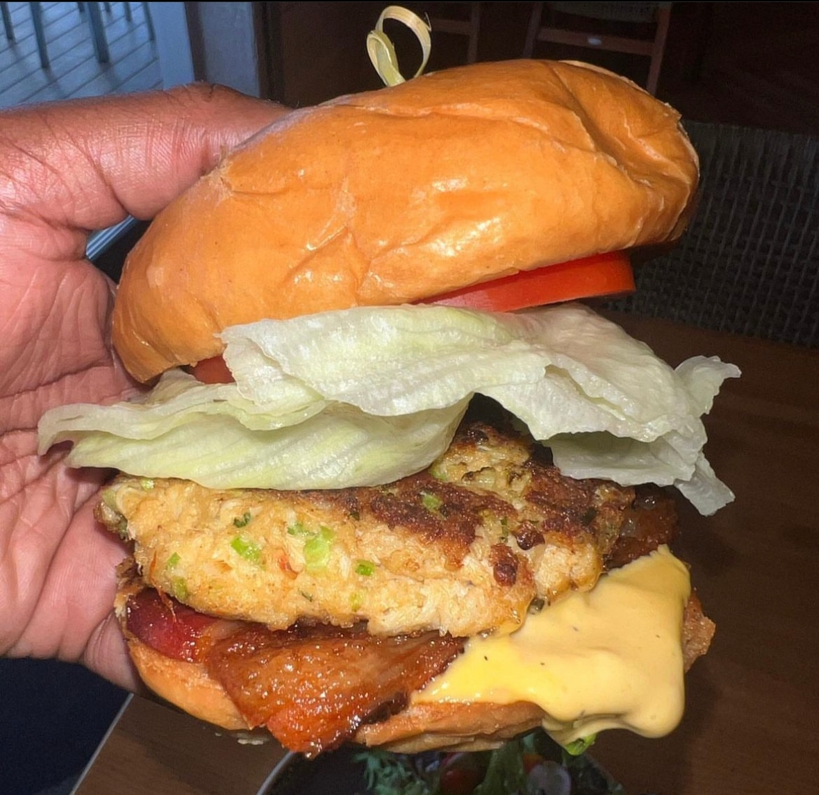 YOTLMC's tweet photo. Today's lunch special already has our mouth watering... 🤤

Crab Cake BLT 🦀 with Nueskes bacon &amp; Aji Amarillo aioli

Hurry in before we run out! #SFL #blt #crabcakes #ajiamarillo https://t.co/IQa4Gx5zfd