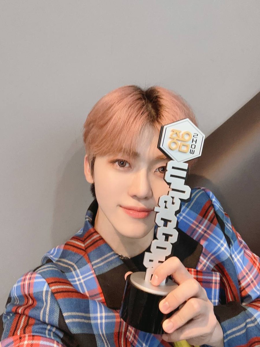 0825media's tweet photo. 210804 🐰💬 UPDATE https://t.co/YkfSbbxoN0
