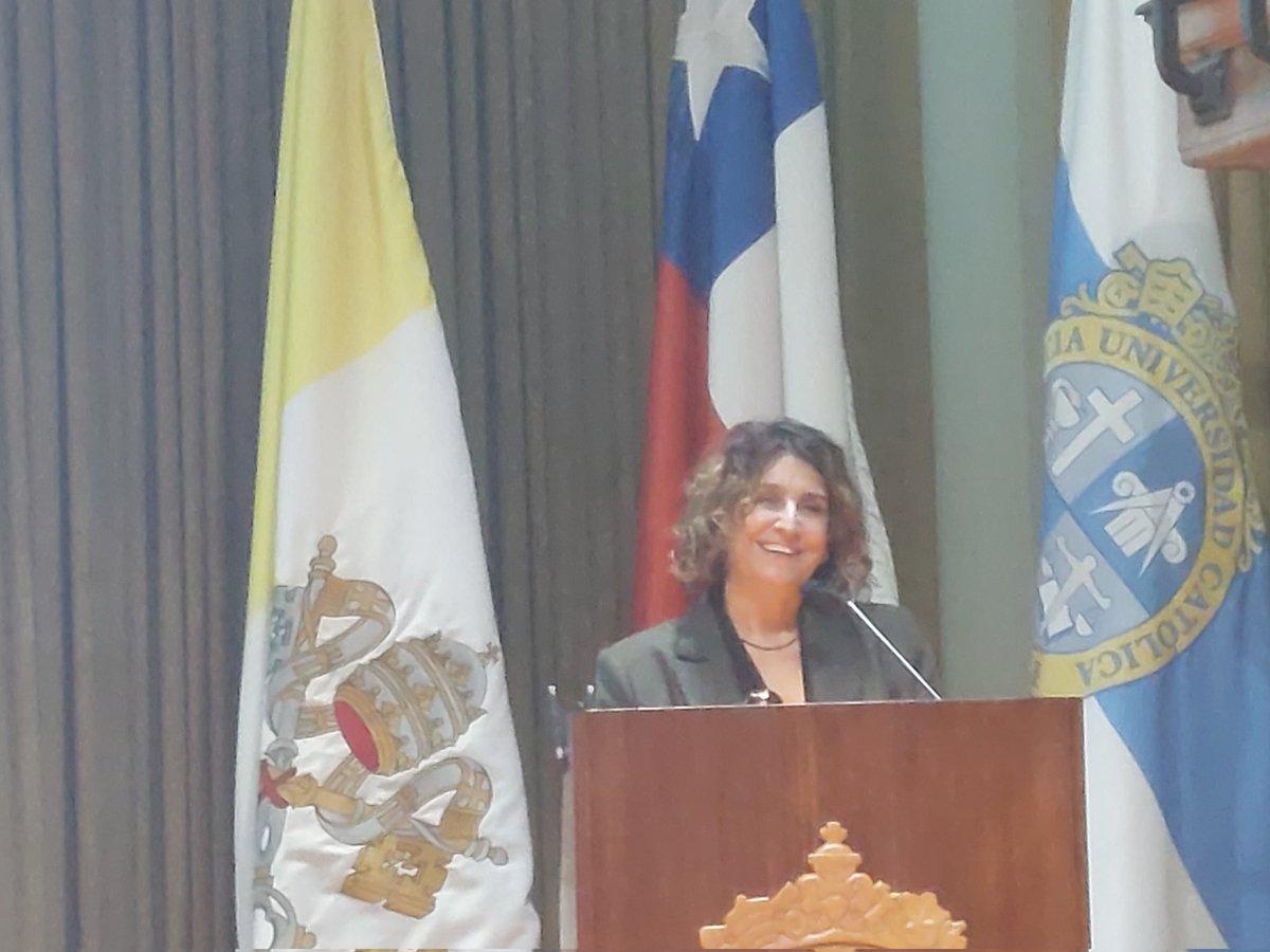 VespaSol's tweet photo. Comienza Seminario de Familia de Acogida.  #fsanjose gracias por la invitación https://t.co/Jc4gjRQT75