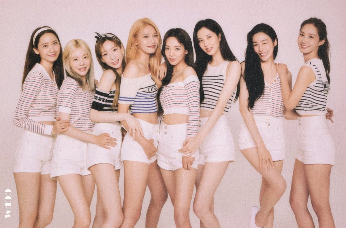 SNSDChartsbr's tweet photo. 16 years ago, Girls’ Generation, one of the most legendary groups of all time, officialy debuted.

• 2007 💗
• 2009 💗
• 2017 💗
• 2022 💗

#소녀시대_16주년_우리_꼭_영원하자
소녀시대 16주년 축하해
#16Years_Sailing_With_GG
SNSD 16th Anniversary
@GirlsGeneration https://t.co/HAc6phdinb