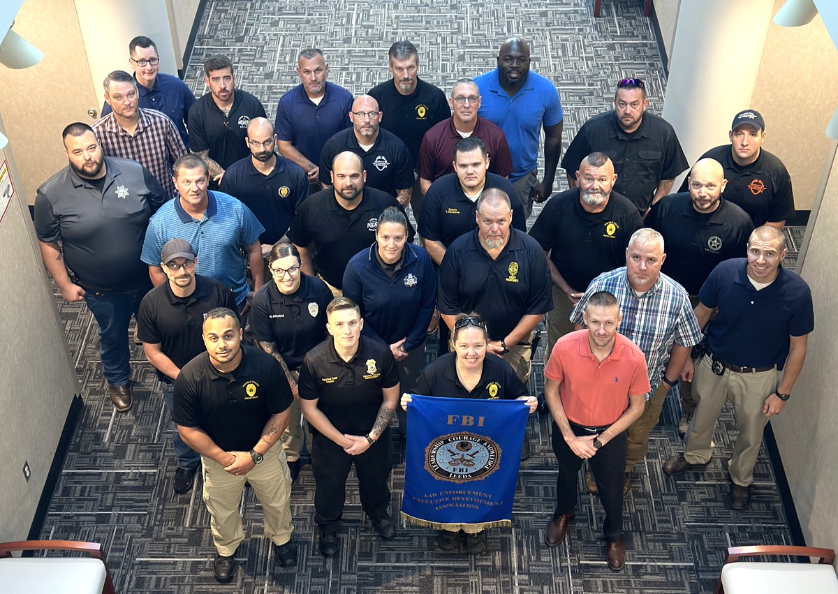 FBI-LEEDA (@fbileeda) on Twitter photo Congrats to the grads of the SLI - Arkansas City, KS class this week! Thank you to <a href="/ArkCity_Police/">Arkansas City, KANSAS Police</a> & Chief Eric Burr for hosting. Check out our upcoming classes in the area on our class map: ow.ly/LS1t50Pscpx #teamleeda #leadon #fbileeda #leadership #lawenforcementtraining Congrats to the grads of the SLI - Arkansas City, KS class this week! Thank you to <a href="/ArkCity_Police/">Arkansas City, KANSAS Police</a> & Chief Eric Burr for hosting. Check out our upcoming classes in the area on our class map: ow.ly/LS1t50Pscpx #teamleeda #leadon #fbileeda #leadership #lawenforcementtraining
