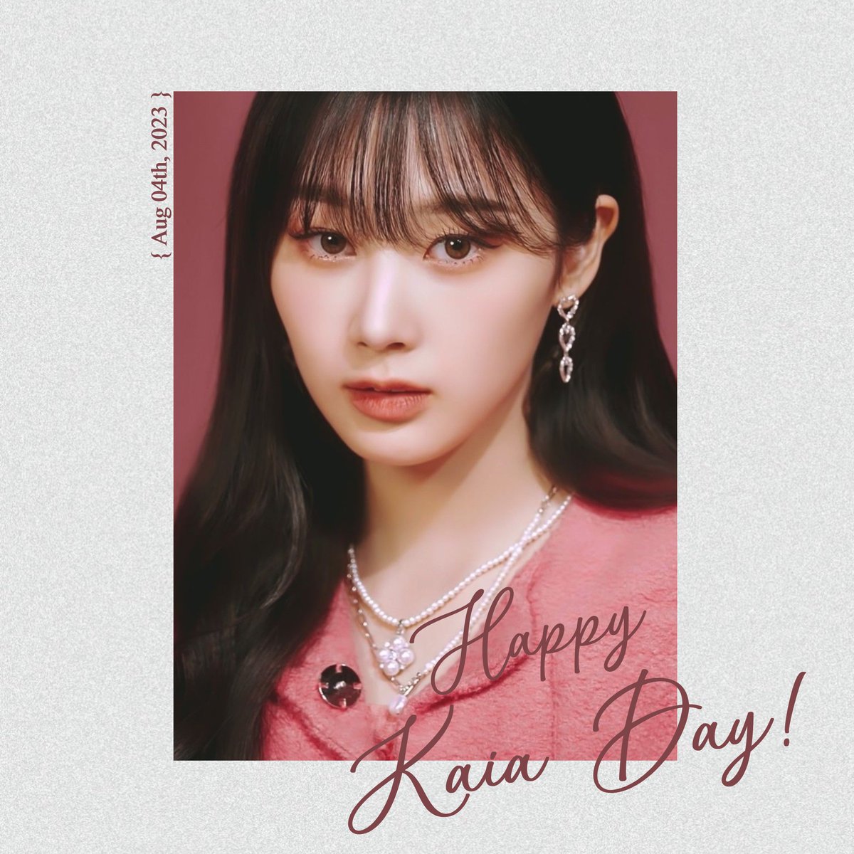 🎂♡ -- 𝟶𝟜/𝟎𝟾 : it's #𝕜aiaʼs𖦹𝚋𝘥ay ⭒ la 𝕡rincesita de voz potente nos tiene de manteles 𝑙argos porque toca festejar el último 𝚌umpleaños del año, ¡te deseamos que pases un excelente día! muchas gracias por llegar a nuestras vidas. we 𝚕ove ya, ranita! 🐸☆