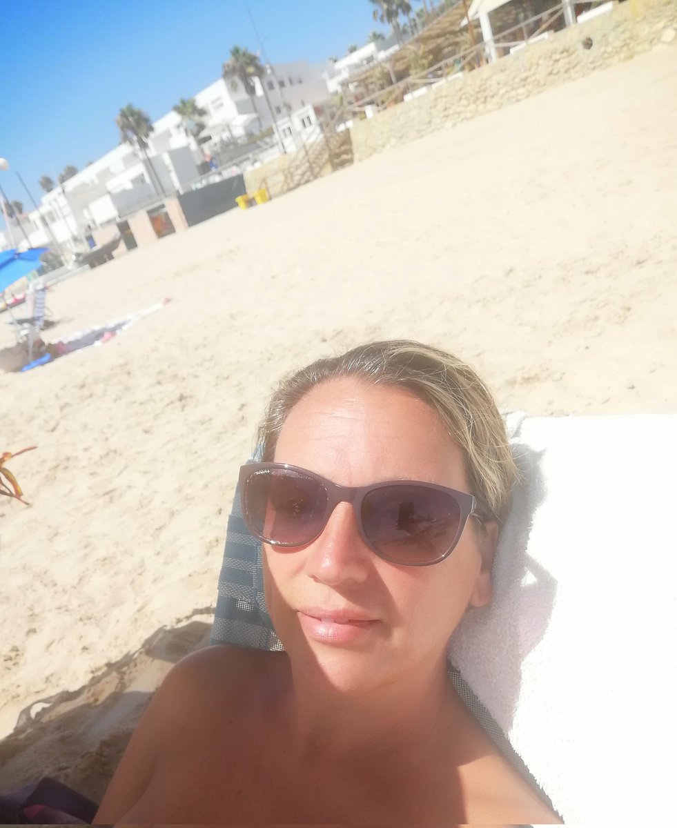 Ac78En's tweet photo. Yo sigo aquí, estresá... #Verano2023 #Cadiz #PuertodeSantaMaría #Playa #LasRedes https://t.co/SZWhTzdWCJ