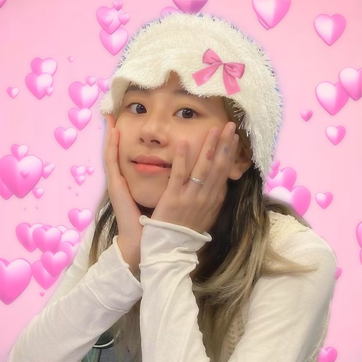 chaengieluvrr's tweet photo. hi, i'm karl 🩷! new to #studytwt / #studytwtph, looking for moots >:D

about me 🌸: 

— he/him | filo | '05
— incoming shs (gr 11 - STEM) !
— istj-t, leo ♌️
— loves: kpop (twice and others), taylor swift, music and ☕️ https://t.co/YWLM7ZBMou