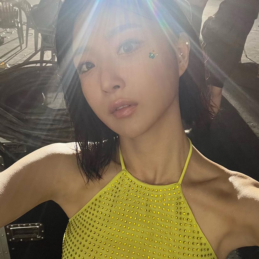 Una_samohae's tweet photo. 얘들아 잘생긴 단발언니 보고가..
잘생긴 여자는 같이 보는거랬어.... https://t.co/tKKxUQF6Nu