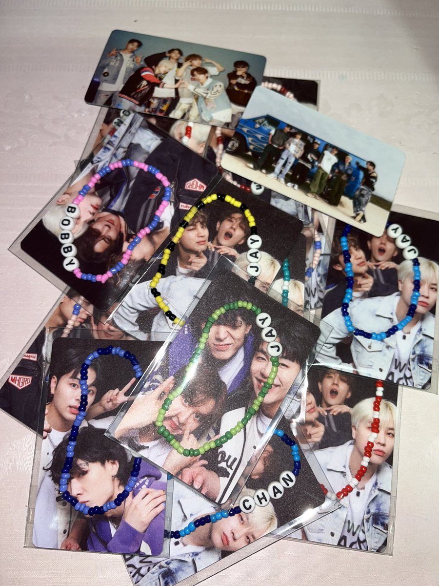 X1trasheu's tweet photo. ✨iKON in MANILA GIVEAWAY ✨

❤️‍🔥 BRACELET (LIMITED QTY)
❤️‍🔥 RANDOM PHOTOCARD (LIMITED QTY)

- 1:1 
- LIKE &amp; RT 
- TIME &amp; LOC (TBA)

See you tomorrow, kalabitin niyo na lang po ako. Open for trade rin po. ☺️

#iKONinMANILA2023 #iKON #iKON_TAKEOFFinManila https://t.co/Zef1n5O6Ss