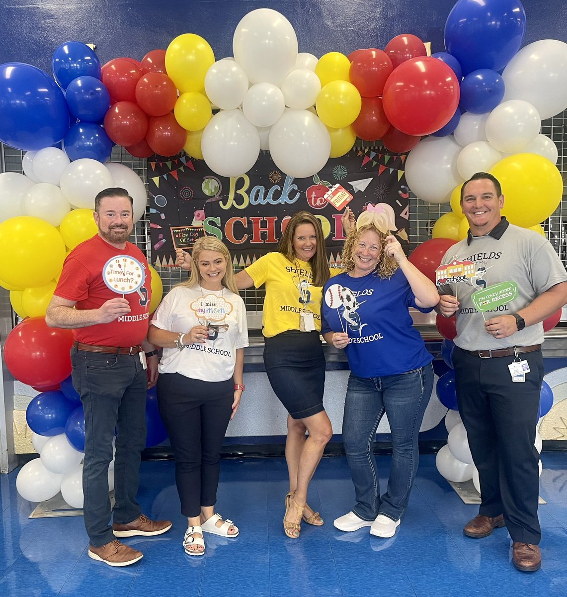 Shields is ready to kickoff our Cambridge 5 attribute teams! <a href="/HCPS_AICE/">HCPS Cambridge AICE</a> <a href="/VanAyresHCPS/">Van Ayres</a> #SailfishSwimTogether