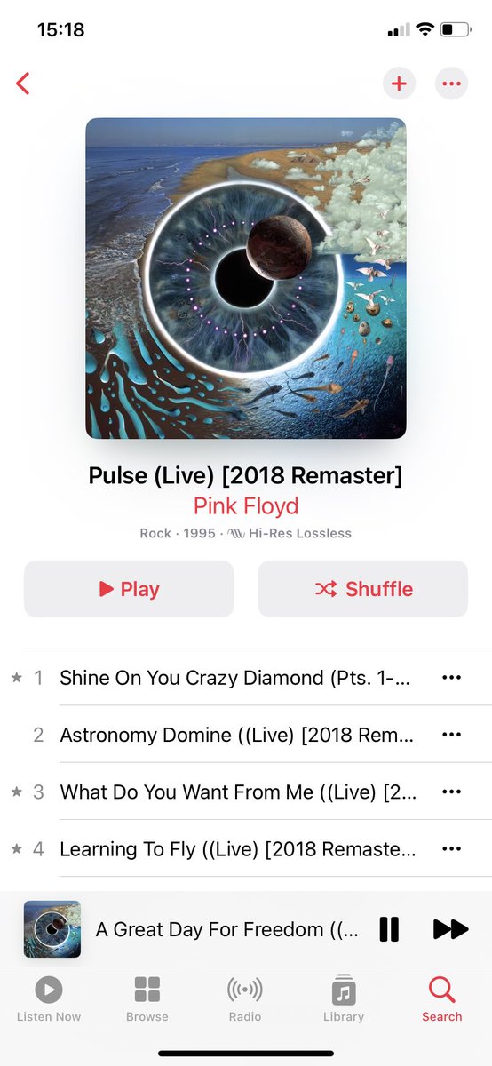 StudioBloomArc's tweet image. Getting us through to a Friday afternoon deadline. 🙌🏼#buildingregspackage #PinkFloyd