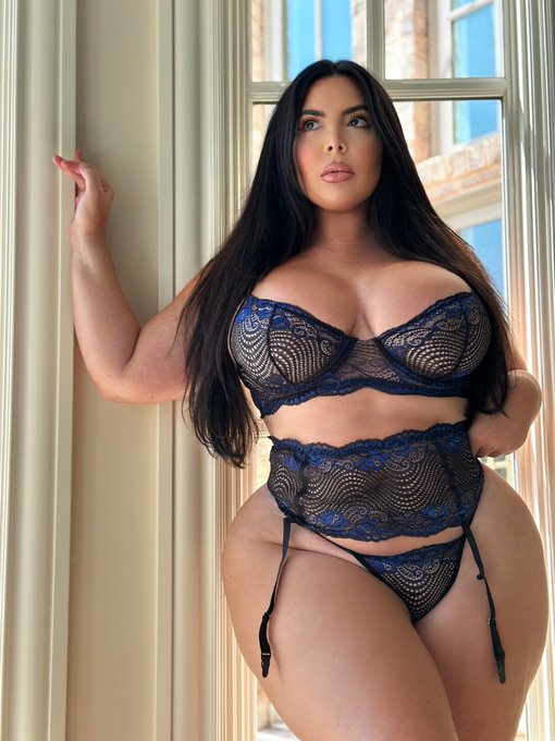 Ready for the weekend   https://t.co/bWO5AJGaCz https://t.co/ToVG6yy8uA