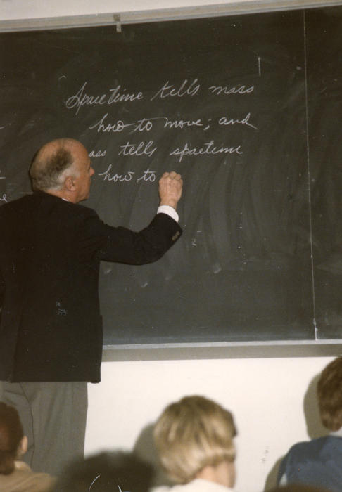 Paul Halpern tweet media