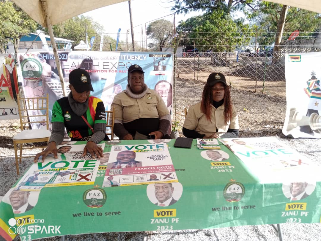 faz_trust's tweet photo. Visit #FAZ stand at the ongoing Lowveld Agricultural Show in Chiredzi. #FAZ Chiredzi Central Chapter is exhibiting&amp; marketing Presidential brand @edmnangagwa &amp; @ZANUPF_Official https://t.co/fGBIhlXg3B