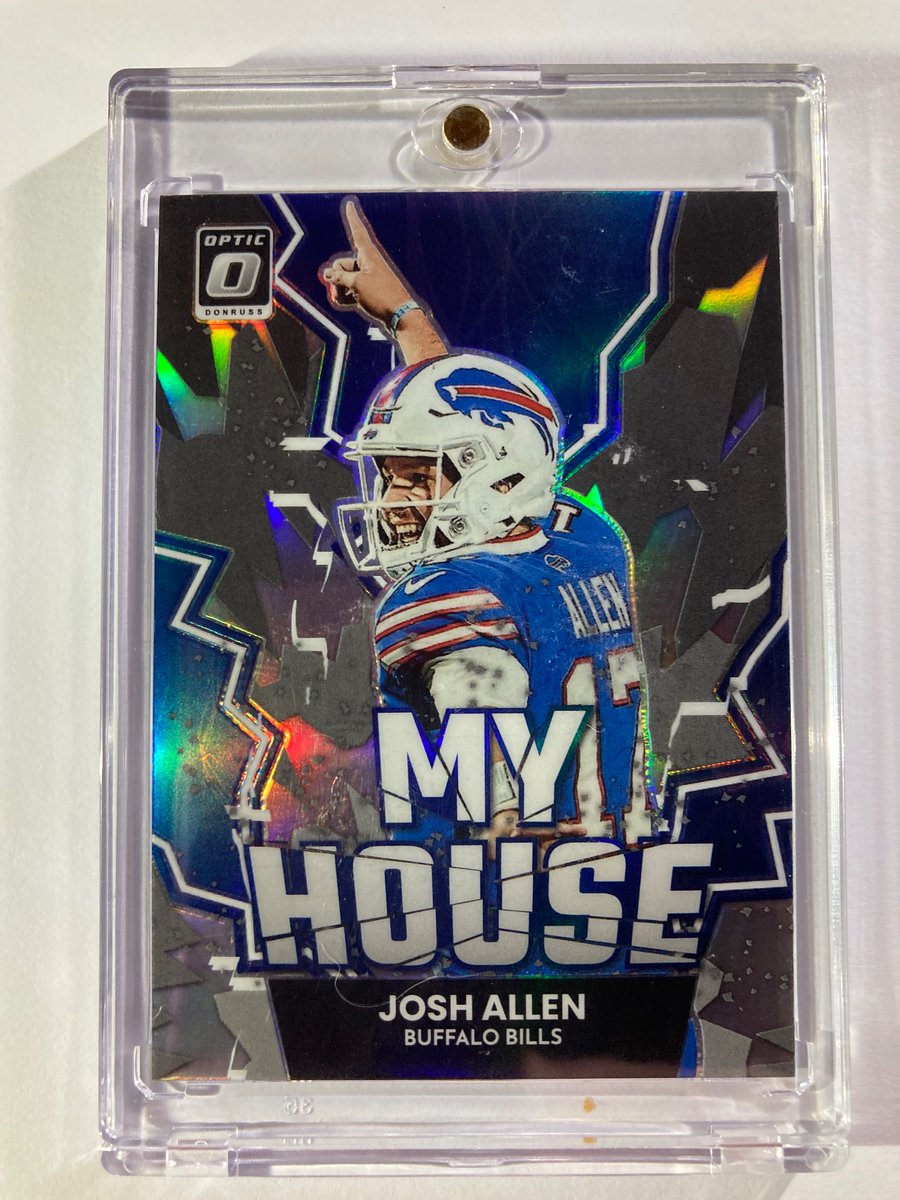 1218Sports's tweet photo. 🎁Appreciation Day Giveaway🎁

Winner Announced Tuesday

#BillsMafia 

🔥Josh Allen My House Holo

To enter
1. Follow
2. Retweet
3. Like

#NFL #Buffalo #Bills https://t.co/5Vz0UDoCsT
