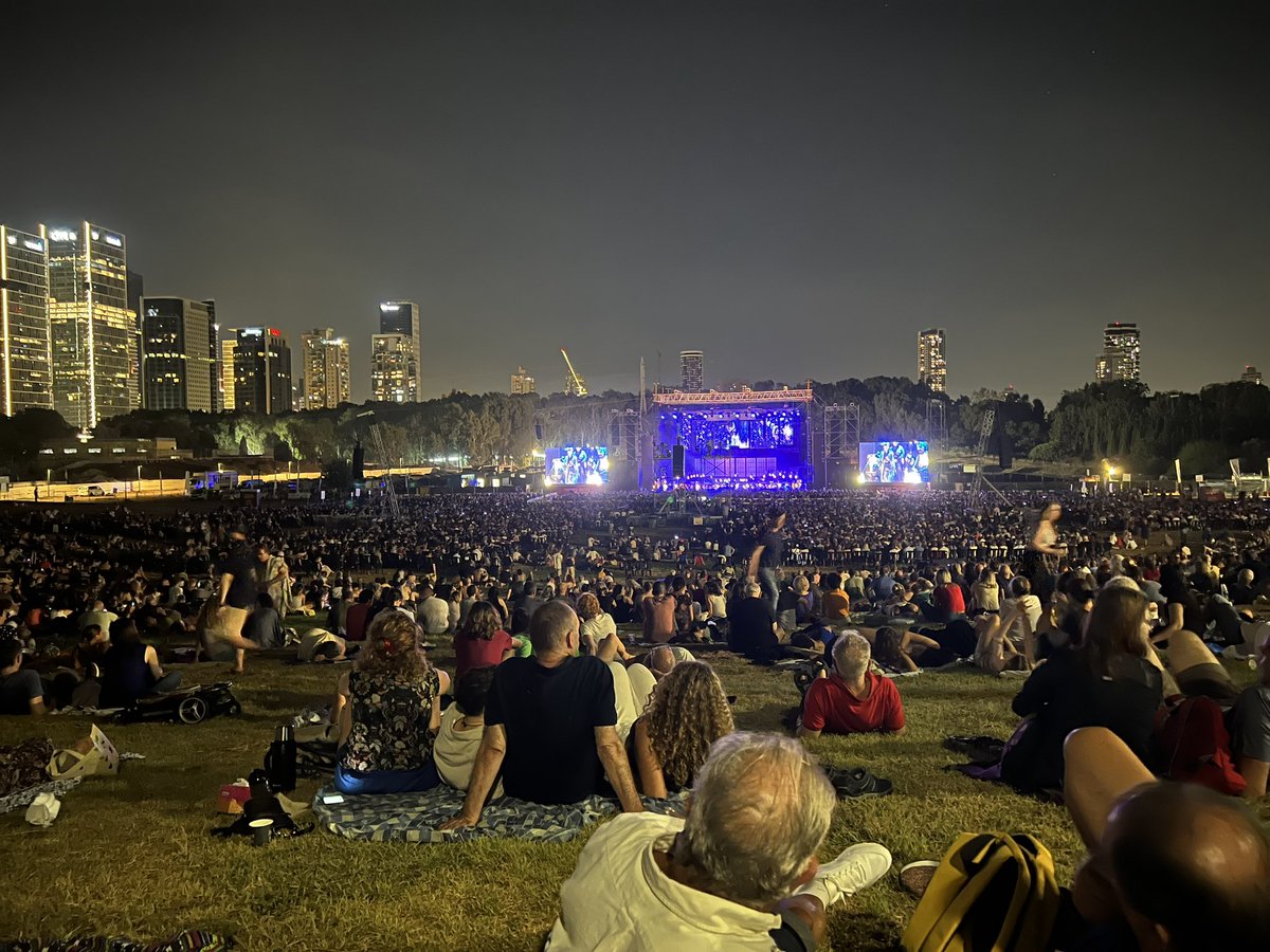 danielocarmon's tweet photo. We were more than 20,000, last night, at @TelAviv Ganei Yehoshua Park,enjoying #OperaInThePark performance of “Madame Butterfly”. A breath of entertainment,especially during complicated times is always welcome! https://t.co/yqC5KWR5GC