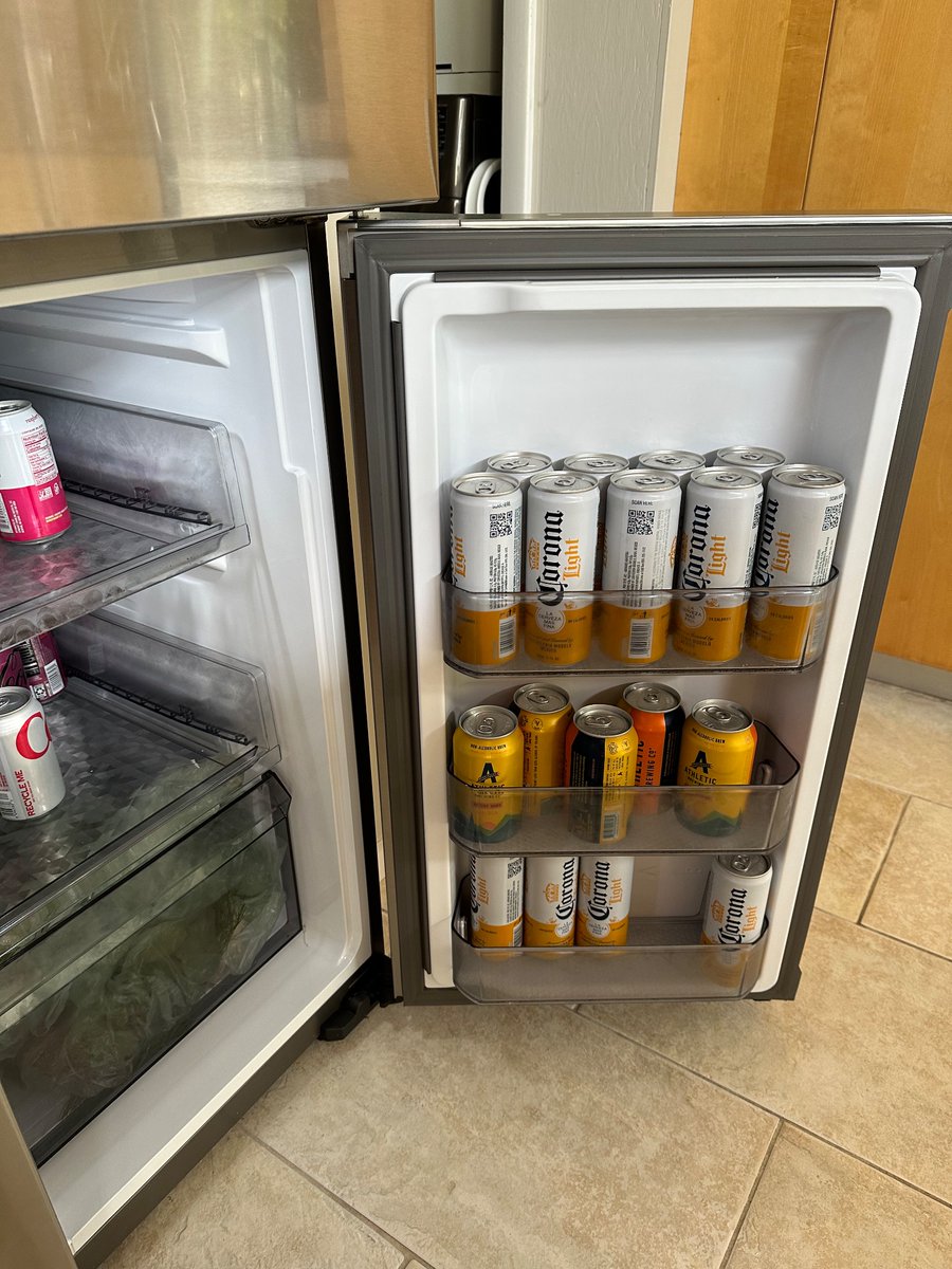 Josh Barro tweet media