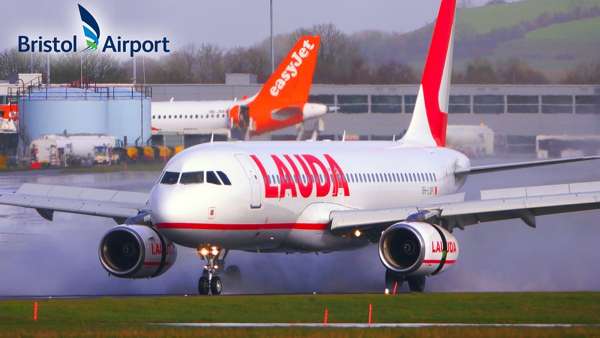 NEW VIDEO 👉⏯️ youtu.be/gX-9oUBVukE 🎥😁 '(4K) 20+ minutes of WINDY Plane Landings at Bristol Airport | ATC included!' 🛬🌪️🙌 #AvGeek #PlaneSpotting #BristolAirport #Storm #Windy #Crosswind #Bristol