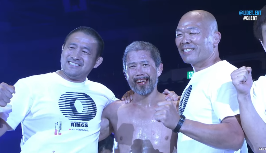 Grabaka_Hitman's tweet image. Akihiro Gono won a unanimous decision against Tetsuya Izuchi this morning in the lone MMA fight at GLEAT. #GLEATMMA