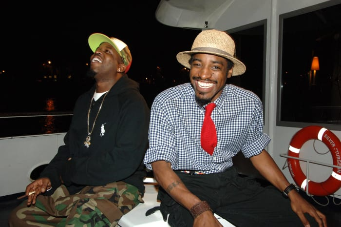 Outkast's tweet photo. If you only knew what was behind this laugh https://t.co/8CoFrtKvZW