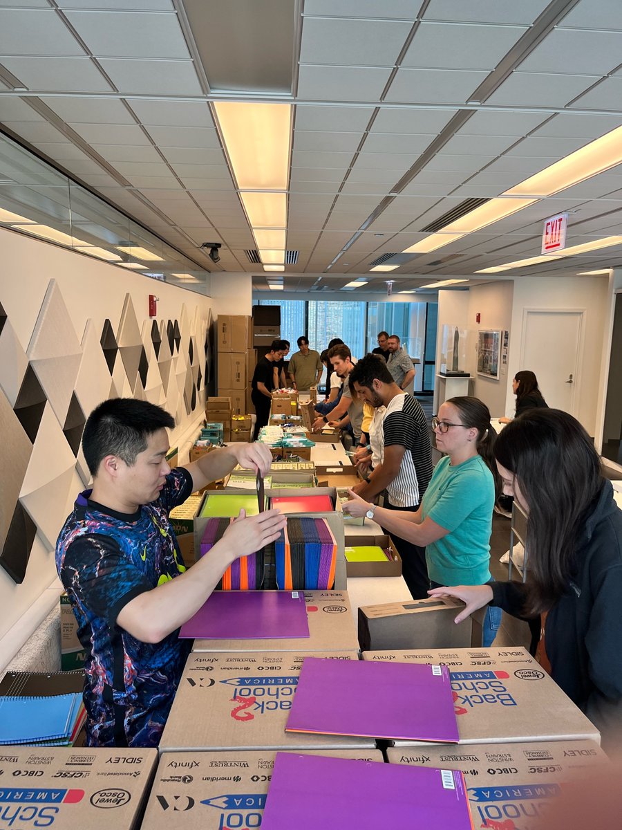 One way RATIO’s staff helps in our communities is through a firmwide Day of Service. This year our Chicago Studio partnered with <a href="/Back2SchoolUSA/">Back to School USA</a> to provide underprivileged kids with much-needed school supplies.

#RATIOculture