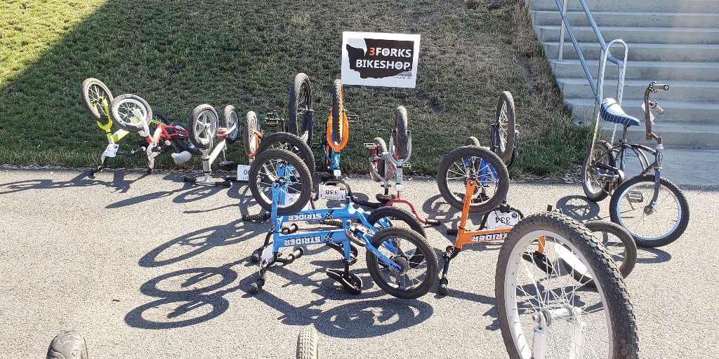 PullmanSD's tweet photo. Big shoutout to 3 Forks Bike Shop for hosting an incredible bike rodeo at Kamiak during our summer meals on Tuesday! 🚴‍♂️🌞 The kids had an absolute blast! 👏 #CommunityFun #BikeRodeoJoy 🎉 https://t.co/0LTkExbuPB