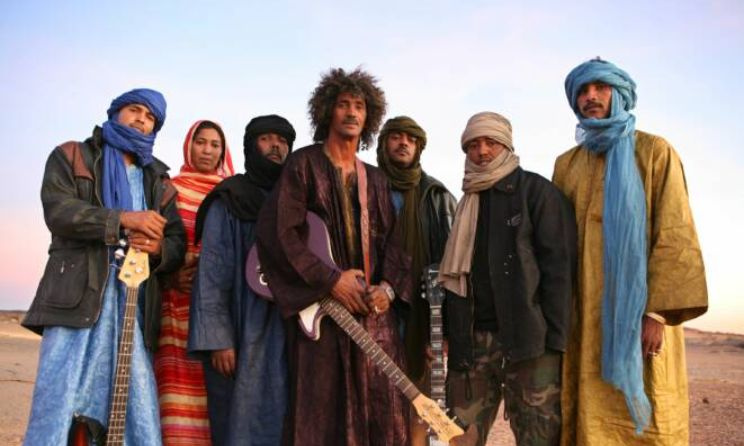 #Musique
Le Transglobal World Music Chart a dévoilé son classement pour août 2023, #Amatssou, le projet de 12 titres de #Tinariwen qui se classait auparavant au numéro 40, occupe la 1ère place et détrône London Ko de #Fatoumata_Diawara, qui a dominé le classement le mois dernier.