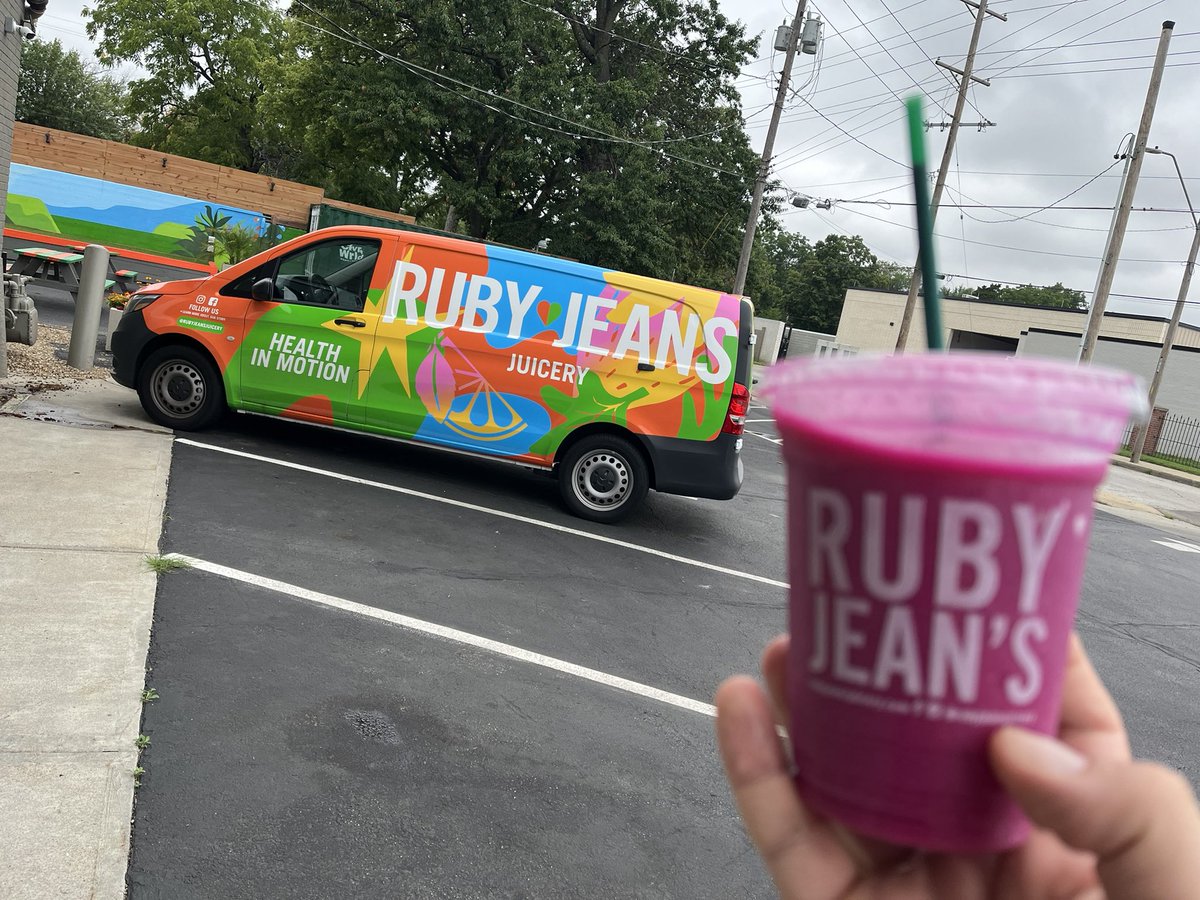 coreymohn's tweet image. Local flavor for a Friday of @NetworkCAPS meetings. Go KC! ❤️