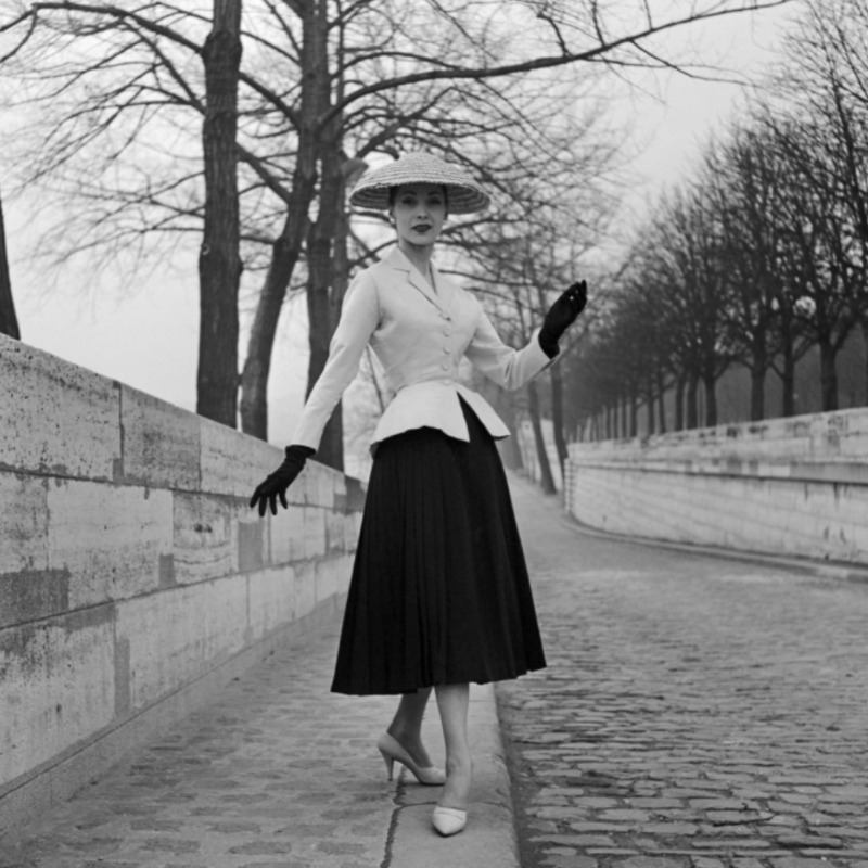 Dior's tweet photo. In this episode of A.B.C.Dior, discover the story of the Bar jacket, an emblematic style first created by Christian Dior in 1947 for the New Look collection, and an enduring House icon. Tap on the card to watch the video! 
#DiorStories