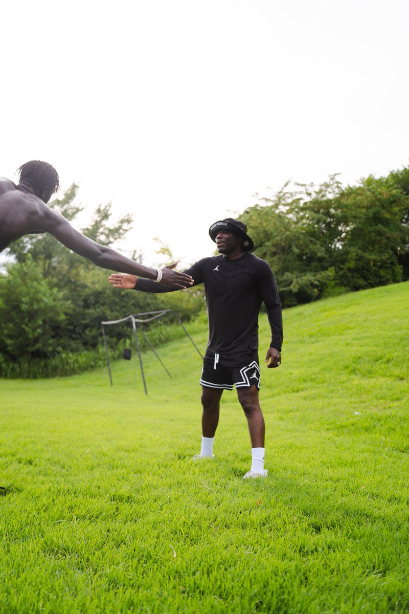 Robert Yanders tweet media