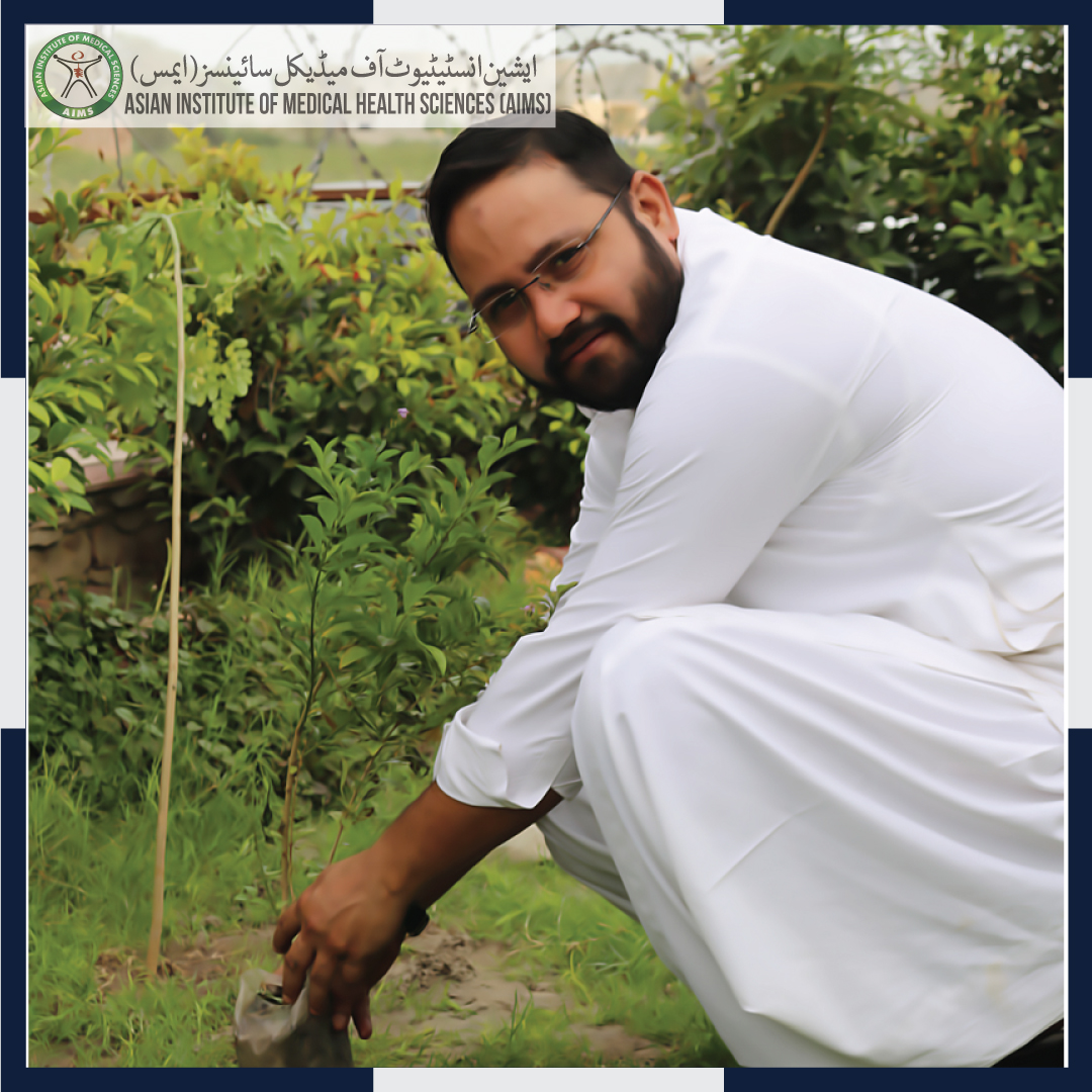 AimsHospitalPk's tweet photo. 📷📷 درخت لگائیں اور اپنی نسلوں کو آکسیجن کی کمی سے بچائیں
01 اگست کو FGRF کے تحت یومِ شجر کاری میں ایمس ہسپتال کے ڈاکٹر صاحبان اور دیگر عملے نے میں اپنا حصہ ڈالا  .
#PlantwithFGRF
#GoGreenPakistan https://t.co/IzWLPP73io