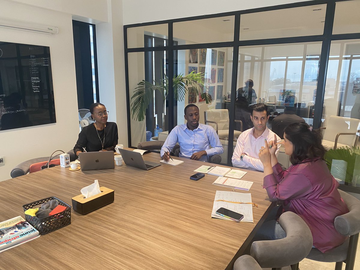 Eddy_Kioni's tweet photo. Brainstorming session  with @mkakatiafrica Team under the leadership of @kthynna , @buenassa Head of External Relations. The way we communicate will evolve fast. 
Stay tuned. https://t.co/JJw5XxO4aX