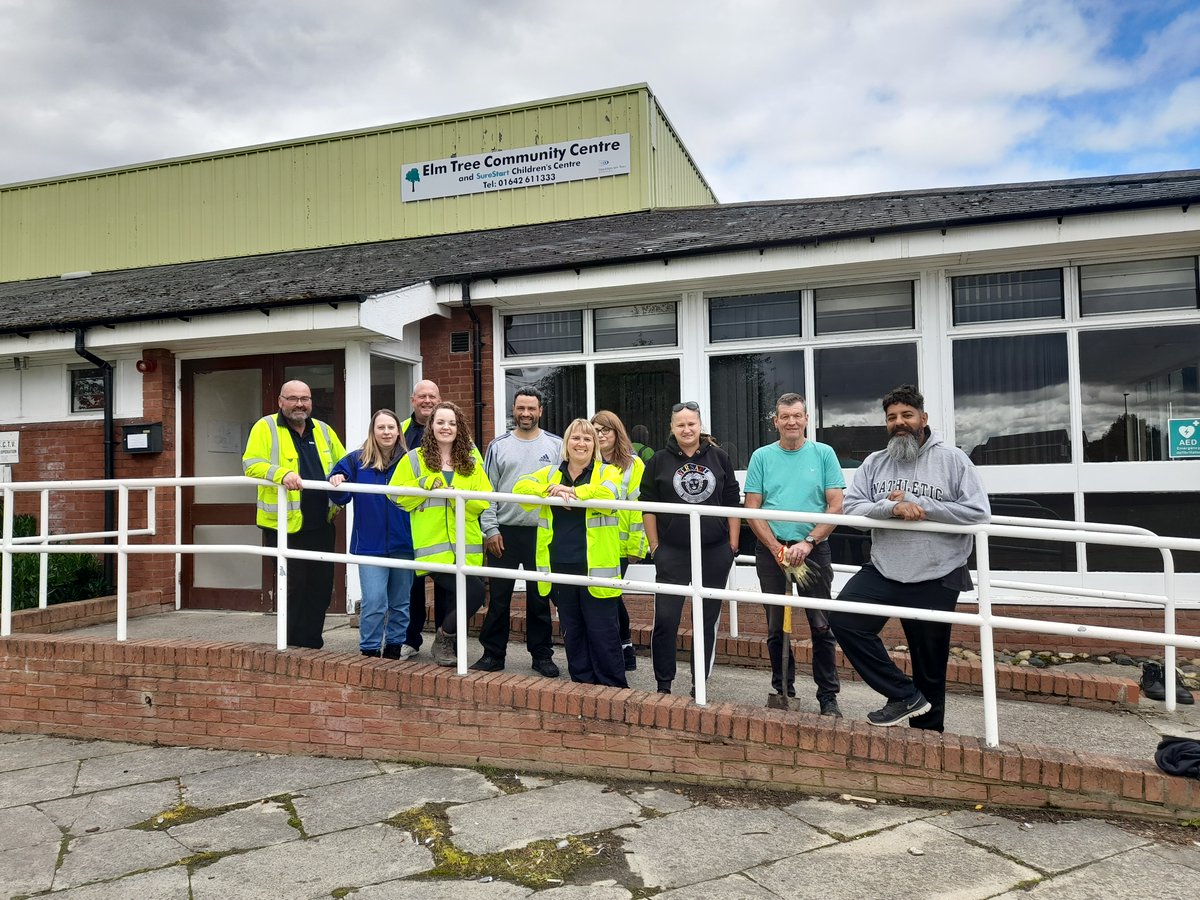 We had some very enthusiastic and wonderful volunteers from various companies attend one of our volunteering opportunities earlier this week under the CSR Programme with Groundwork NE & Cumbria at Elm Tree Community Centre 😊 @WeAreMcAlpine @EE @balfourbeatty @stocktoncouncil