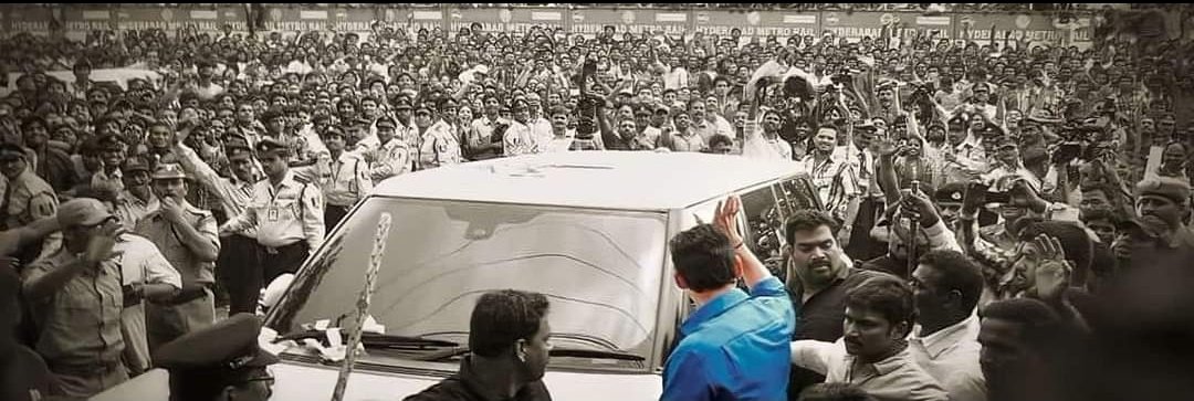 Madupallimbfc's tweet photo. #Beground
#profile
 #new                   

    @urstrulyMahesh    🙏👑🔥

#SuryaBhaiManiaInKonaseema #MaheshBabu𓃵 #Trending #Bussinessman4k #GunturuKaaram 🌶️ https://t.co/L1cH7b58vr