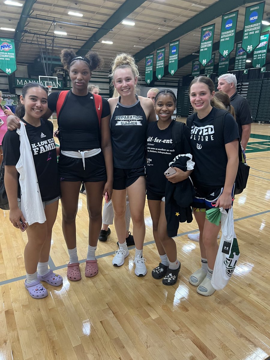 LayMahani tweet media