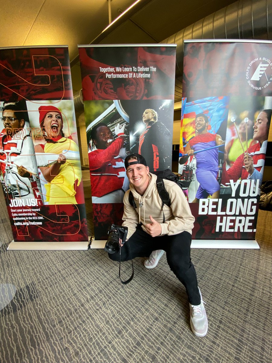 AlexGant16's tweet photo. Couldn’t be more proud to spend 6 seasons with the red team! 🔺

• ‘17-‘19 marching member
• ‘21-‘23 Media https://t.co/n5PGYil92F