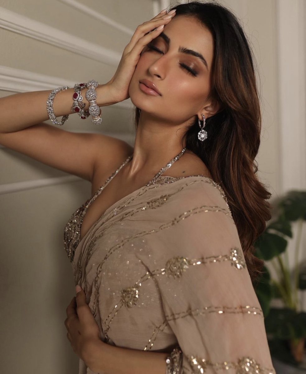 CinemaniaIndia's tweet photo. Latest pictures of #PalakTiwari who played the role of Muskaan in #SalmanKhan’s #KisiKaBhaiKisiKiJaan. 

The actress will be next seen in #TheVirginTree with #SanjayDutt, #MouniRoy and #SunnySingh.

Image ©: Siddharth Jaiswar https://t.co/3f9Dt7aiDZ
