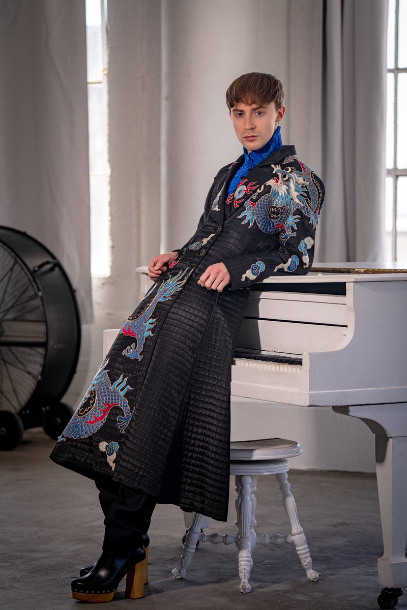 DTAvisuals's tweet photo. You can have anything you want in life if you dress for it.

💙 @camden_ferris and Aaron
📸 @danielaagostinivisuals 
👕 @peterlai_asian_village 

#fashionstyle #fashiongram #stylist #modelphotography #styleinspiration #stylefashion #losangelesphotographer #portraitphotography https://t.co/SthsGORdwT