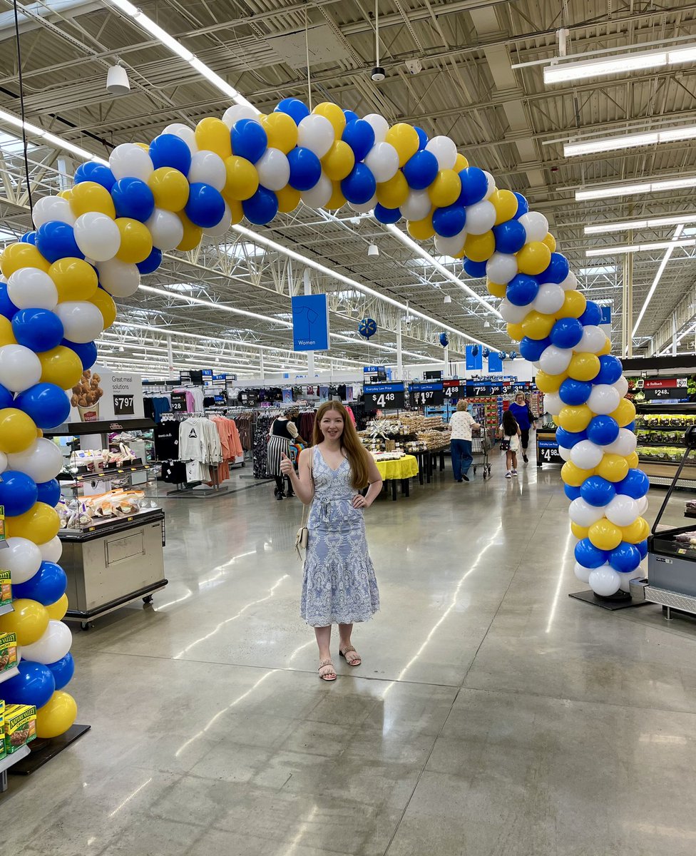 MarisaSergi's tweet image. Congrats @walmart #5063 in Charlotte for hosting a successful grand re-opening today 😀 #walmartsupplier #charlotte