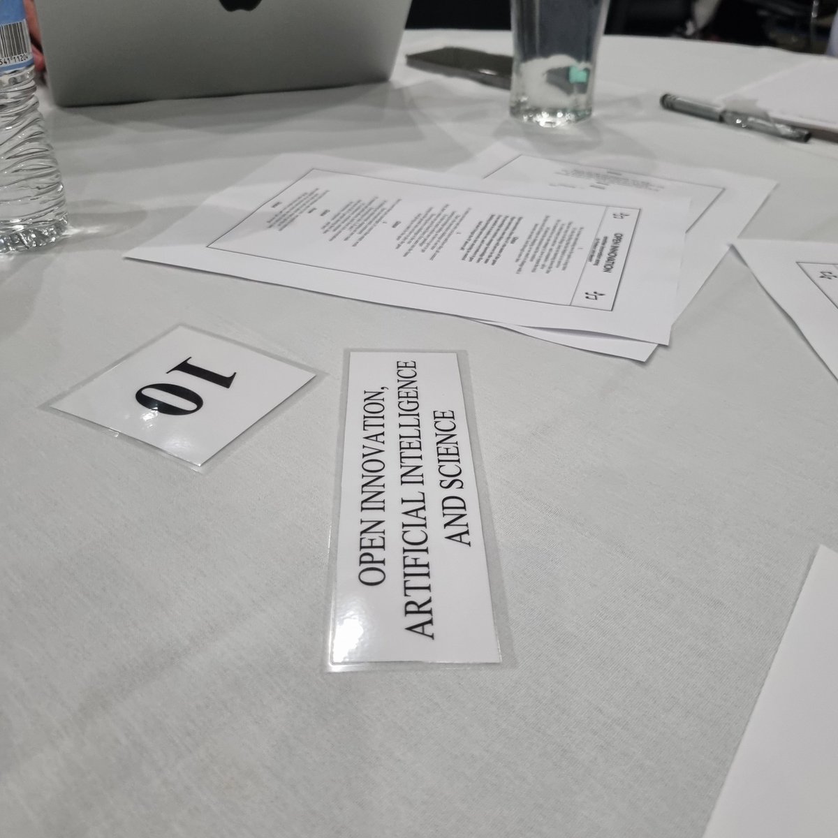 Toffeemen68's tweet photo. #AI #chabots #bullshit #openinnovation
Very interesting. Exciting. Scary.
#AOM2023 https://t.co/zoMPksyqa1