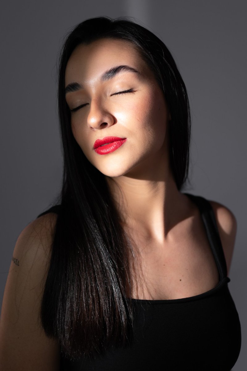 hellen8309's tweet image. La sesión de fotos que me hice para mis 20's es todo lo que está bien cuando pienso en mis hijos diciendo "Vea esta era mi mamá a los 20"