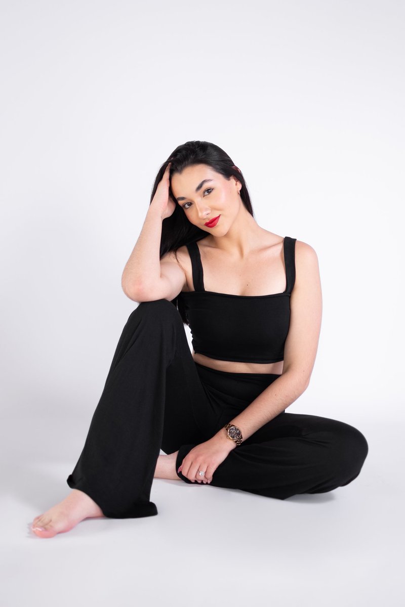 hellen8309's tweet image. La sesión de fotos que me hice para mis 20's es todo lo que está bien cuando pienso en mis hijos diciendo "Vea esta era mi mamá a los 20"