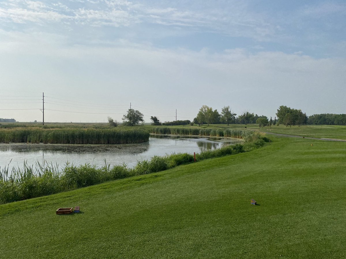 Chad_Fawcett's tweet photo. Flags are in.  Holes 14 &amp; 15 are now open.  Let’s see some birdies! @The_Wascana https://t.co/8CR7T1fGuT