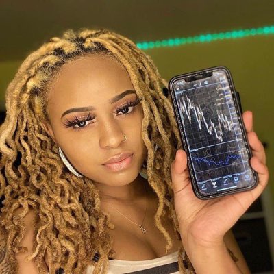 KilinaDonald's tweet photo. #NewProfilePic https://t.co/WD6jpLHLMB