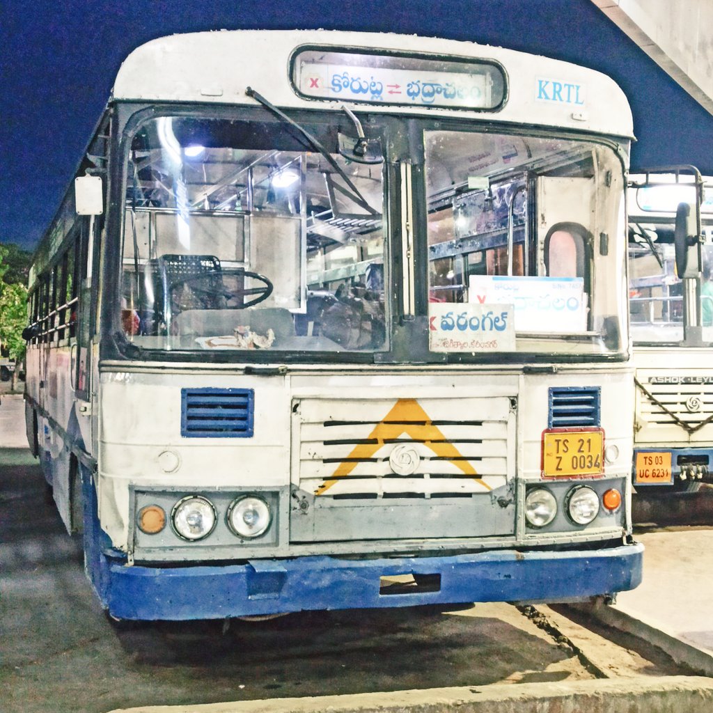 RTC_BUS_FAN's tweet photo. Korutla<>Bhadrachalam Express
Korutla depot
Via: Jagityal, Kondagattu, Karimnagar, Huzurabad, Hanmakonda, Warangal, Narsampet, Mahabubabad, Yellandu, Kothagudem

#tsrtc #tsrtcbuses #tsrtcexpress #korutla #bhadrachalam https://t.co/mOnspeJUGl